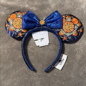 ✨ Disney Parks Norway Pavilion Ears